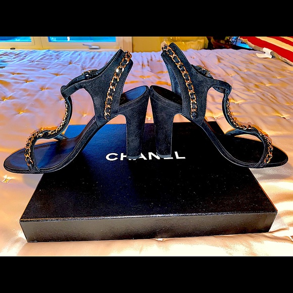 Chanel Sandals Authentic - Picture 2 of 9